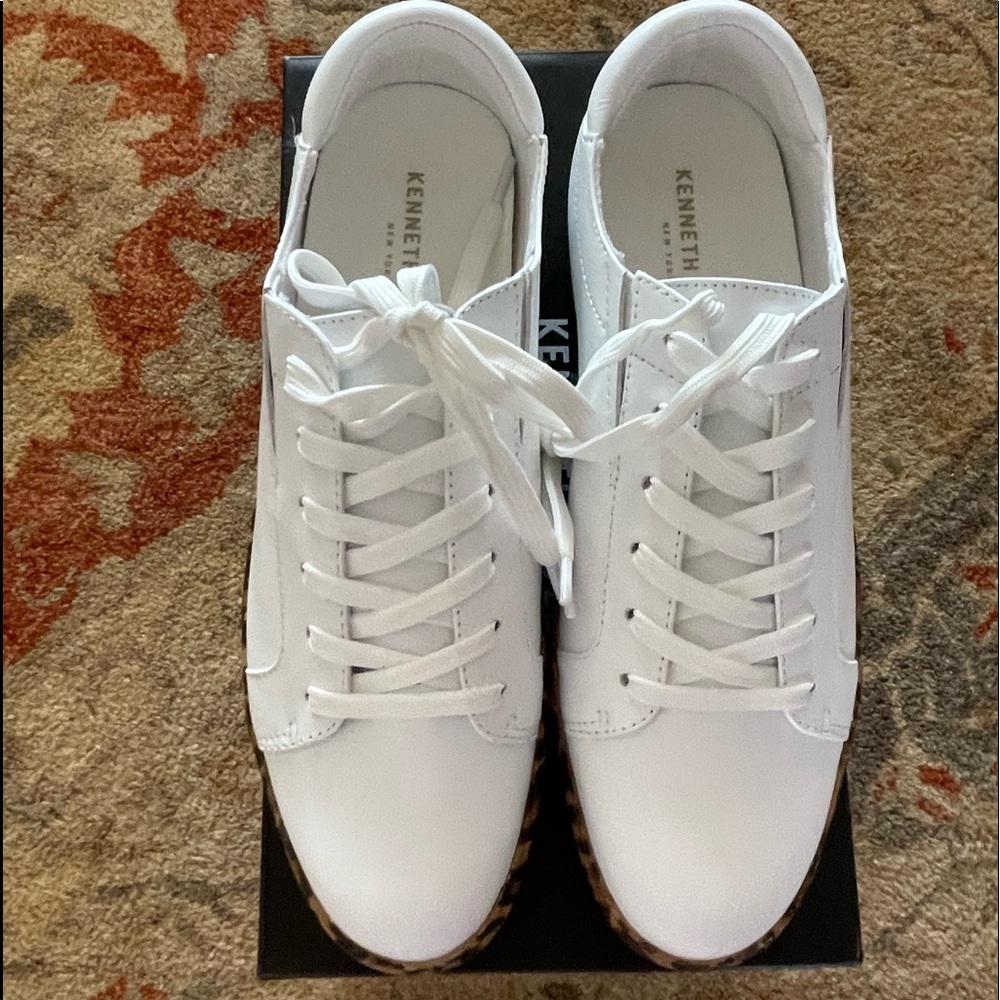 Kenneth Cole white leather with leopard